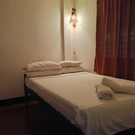 Mylene Room Rental Manoc-Manoc Buitenkant foto